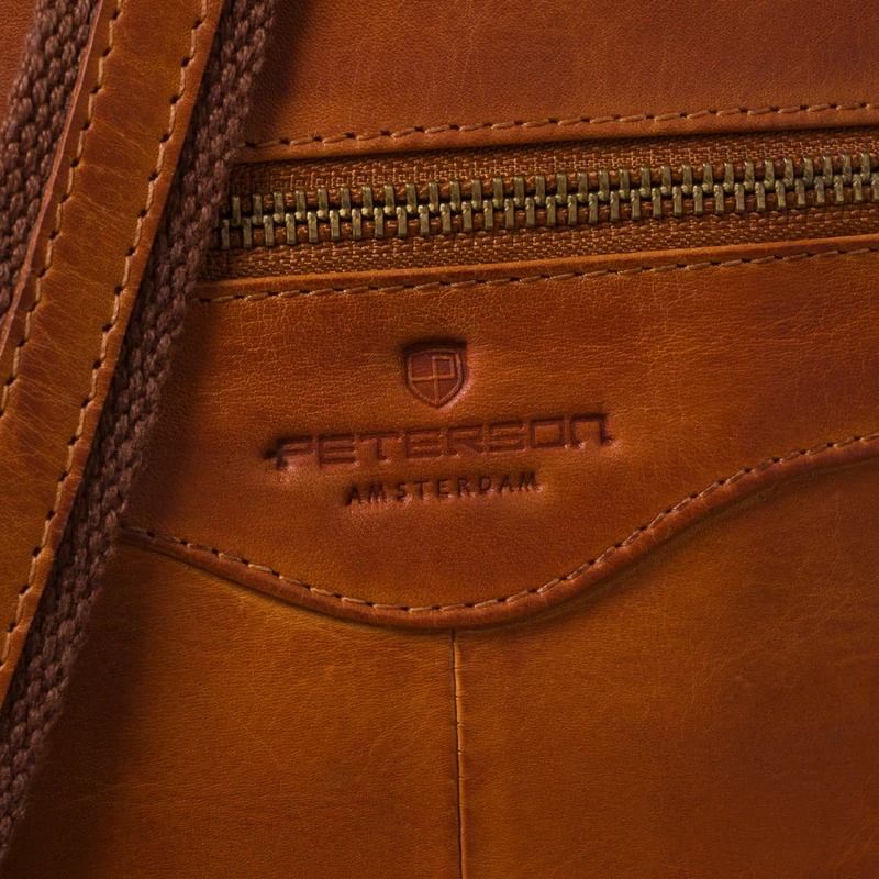 Peterson Férfi Bőr Oldaltáska Ptn 711-Cow-5010 Cognac