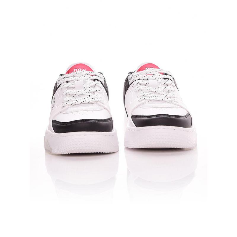 EASY W
